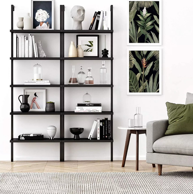 Metal de la grada del negro 5 de la sala de estar y tablero de madera del MDF de los estantes de librería