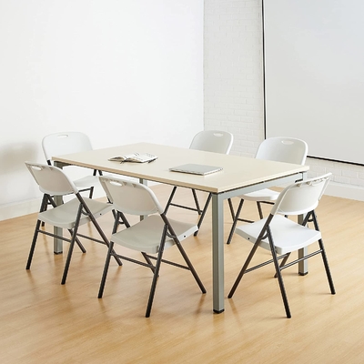 Plástico de acero plegable portátil al aire libre apilable de la silla para los acontecimientos